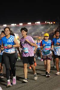 BIB: 11417, 13635, 12169
                            <button type="button" onclick="openModal(22953970)" class="btn btn-primary btn-sm float-right btn-popup" data-toggle="modal" data-target=".modal-high-quality">
                        <i class="fas fa-shopping-cart"></i> Add to Cart
                    </button>
                                            <button type="button" onclick="isThisMe(22953970, true)" class="btn btn-success btn-sm float-right btn-popup btn-isme hidden" data-toggle="tooltip" data-placement="bottom" title="นี่คือรูปของคุณใช่ไหม คลิกที่นี่เพื่อเอาเข้าอัลบั้ม">
                        <i class="fas fa-plus"></i> Add to album
                    </button>
                    <button type="button" onclick="isThisMe(22953970, false)" class="btn btn-warning btn-sm float-right btn-popup btn-isnotme hidden">
                        <i class="fas fa-ban"></i> Remove from album
                    </button>